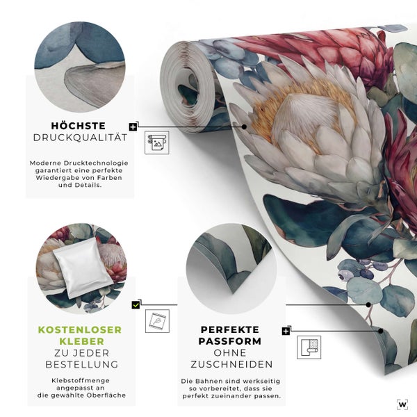 Vliestapete mit Protea Blumen Motiv und detaillierten Produktmerkmalen zu Druckqualität, Kleister Beilage und passgenauen Tapetenbahnen.