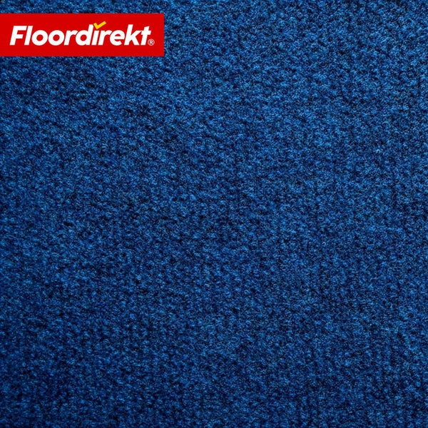 Nahaufnahme eines blauen Teppichs mit Floor direkt Logo