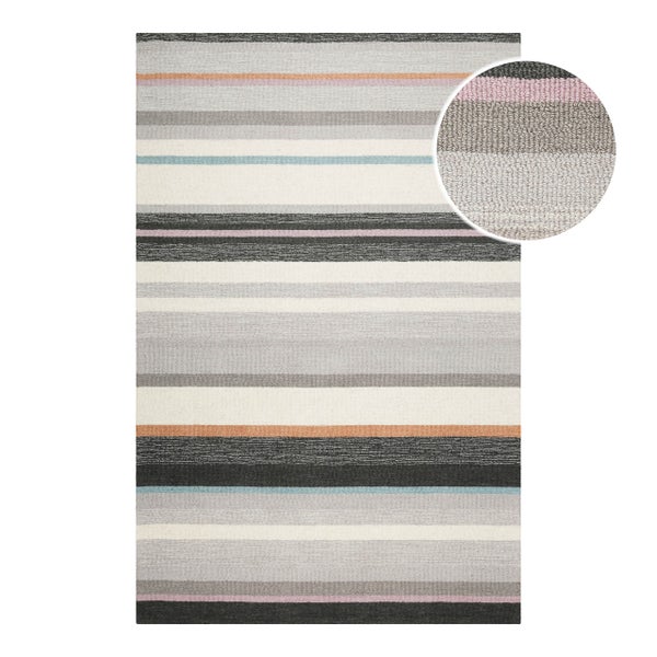 Gestreifter Teppich mit horizontalem Muster in verschiedenen Farben und Detailansicht der gewebten Textur.