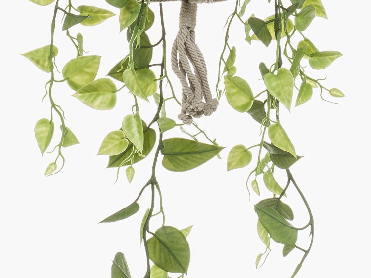 Künstlicher grüner Pflanzenzweig mit texturierten Blättern und segmentiertem Stängel zur Dekoration.