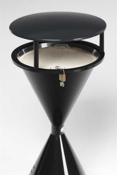 PROREGAL Klassischer Standascher Mit Dach Für Innen Außenbereich HxBxT 72 x 42 x 42 cm Kunststoff Schwarz