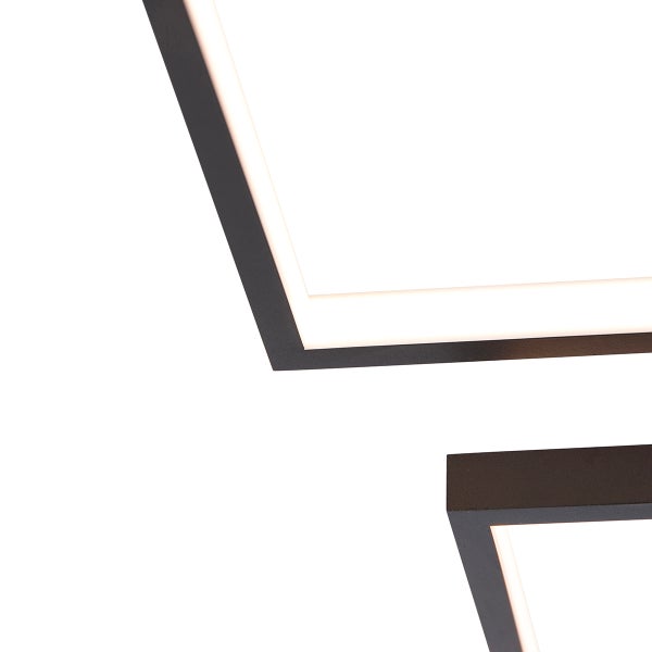 Detailansicht einer modernen Deckenleuchte mit geometrischem Design