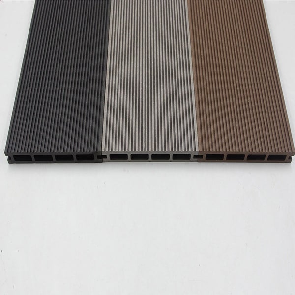 BGS technic Spezialwerkzeug-Satz in einem blauen Kunststoffkoffer, bestehend aus mehreren schwarzen Metallwerkzeugen.