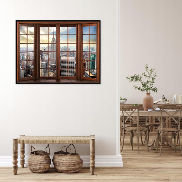 Wandbild mit Fensteroptik und New York Skyline in einem hell eingerichteten Wohnbereich mit Holzbank und geflochtenen Körben.