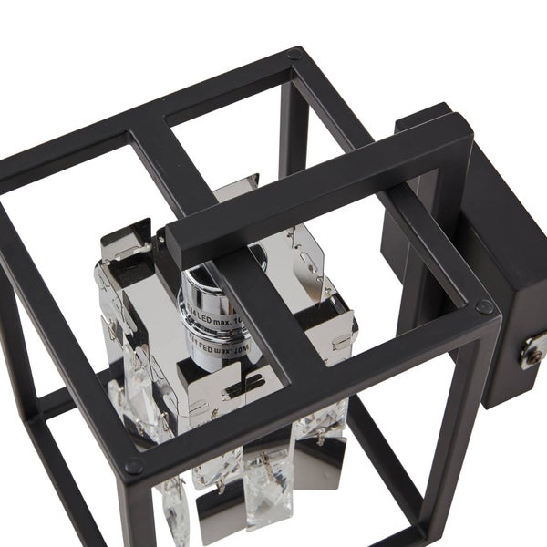 Wandleuchte mit Metallrahmen und dekorativen Kristallelementen