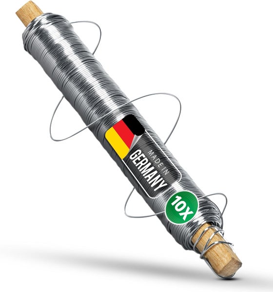 Wickeldraht aus Metall auf Holzstab, Hergestellt in Deutschland, zehn Stück.