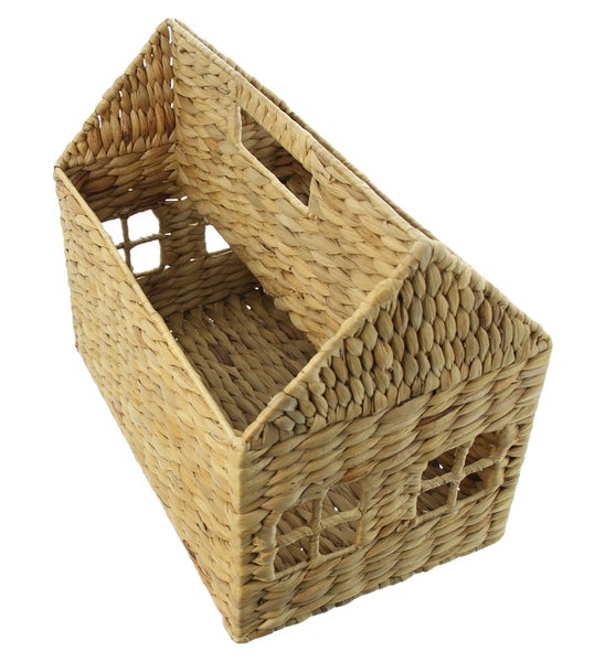 Geflochtener Korb in Hausform