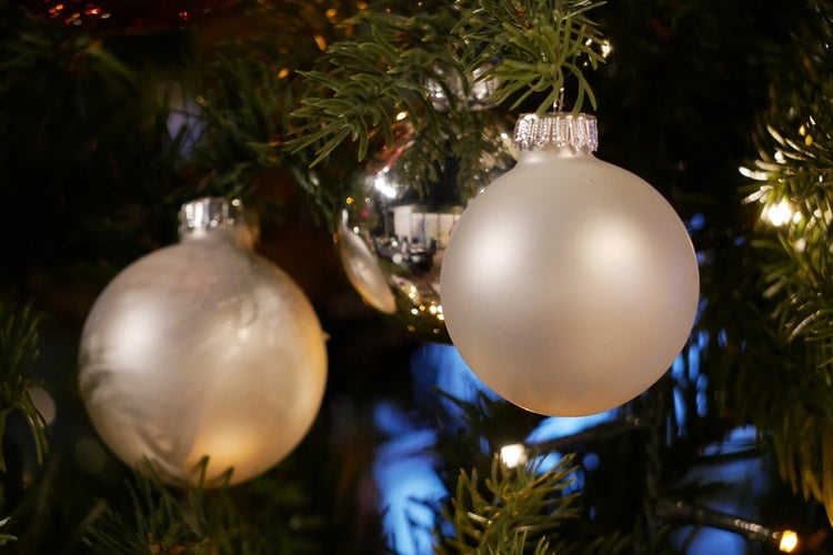 Glaskugelsortiment Silber Glanz/Satin, 12 Stück, 5cm, 12 Stck., Weihnachtsbaumkugeln, Christbaumschmuck, Weihnachtsbaumanhänger