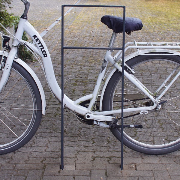 Fahrradständer mit Fahrrad