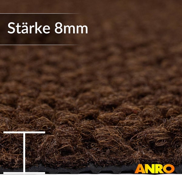 Nahaufnahme einer braunen Fußmatte mit einer Materialstärke von 8 Millimeter und dem ANRO Logo.