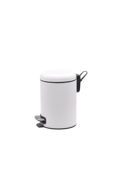 Weißer Treteimer mit Fußpedal aus Metall und Deckel.