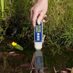 PCE pH-Meter Messung von pH-Wert und Temperatur PCE-PH 22