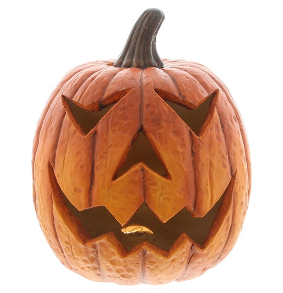 Geschnitzter Halloween Kürbis als Dekoration