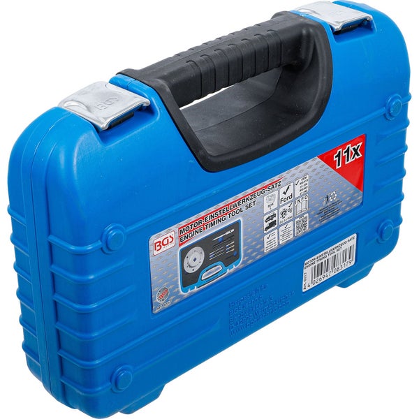 Werkzeugsatz zur Motorreparatur im blauen Koffer