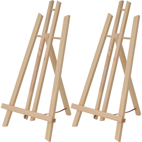 Zwei hölzerne Staffeleien für Kunstbedarf