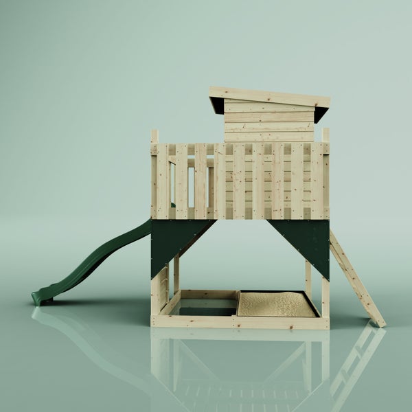 Kinderspielturm aus Holz mit Rutsche, integriertem Sandkasten, Pultdach und Kletterleiter.