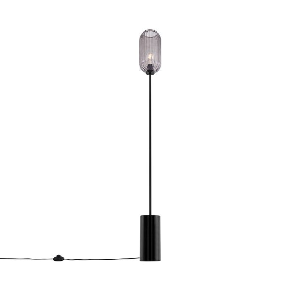 Stehlampe mit geripptem Glasschirm und Metallfuß