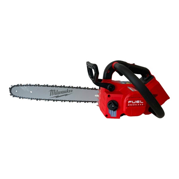 Milwaukee Akku-Kettensäge FUEL Brushless mit Sägekette und Führungsschiene.