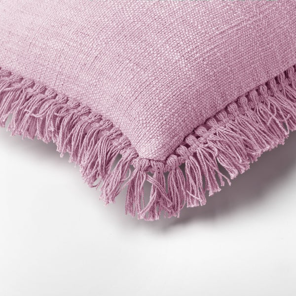 Dekokissen mit Fransen