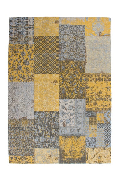 Rechteckiger Webteppich im Patchwork Design mit verschiedenen Ornamenten und Mustern im Vintage Stil