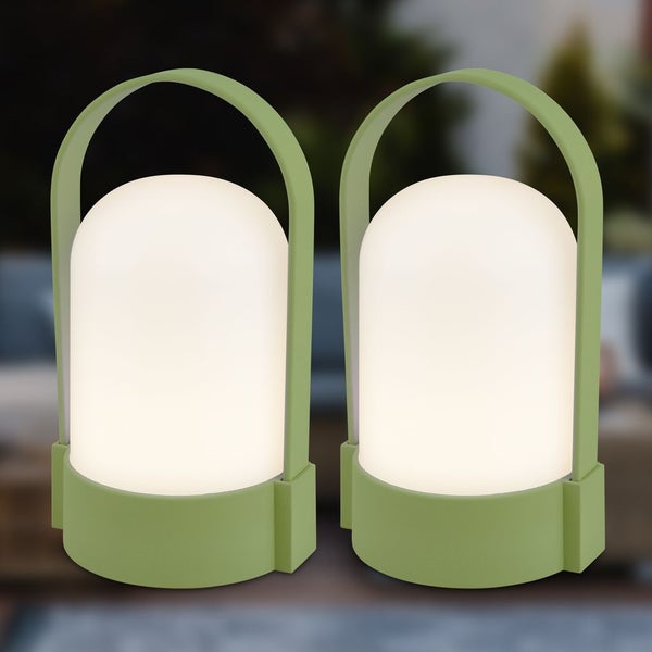 Zwei grüne Laternenleuchten mit Bügel