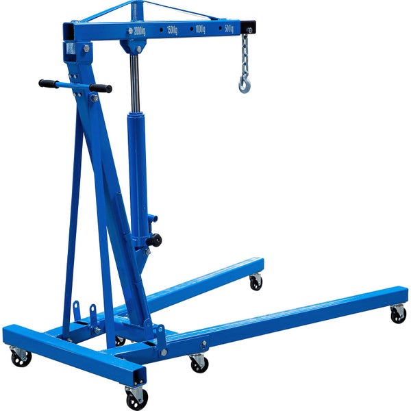 Blauer Motorkran mit einer Tragfähigkeit von bis zu 2000 Kilogramm, ausgestattet mit Rollen für Mobilität.