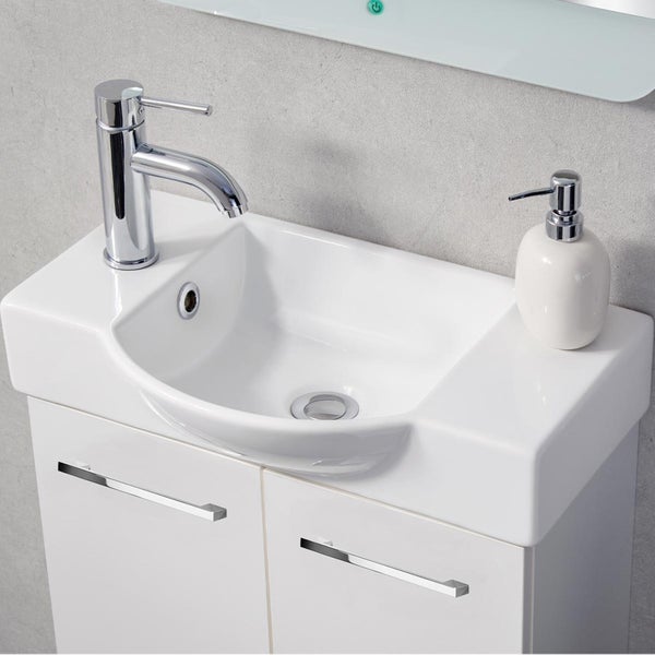 Fackelmann SCENO Gäste-WC Set 2 Teile – Waschtischunterschrank in Weiß mit Waschbecken aus Keramik – SBC Waschbeckenunterschrank schmal – 2 Türen – Hahnloch links – 55 cm breit