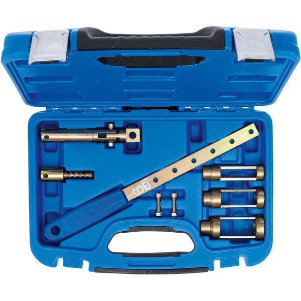 Werkzeugsatz im blauen Koffer