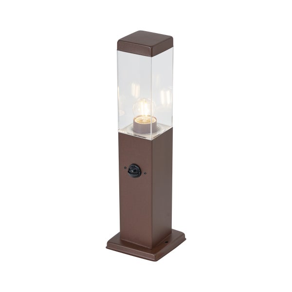 Braune rechteckige Außenstandleuchte aus Metall und Kunststoff mit integriertem Bewegungsmelder und sichtbarem Leuchtmittel.