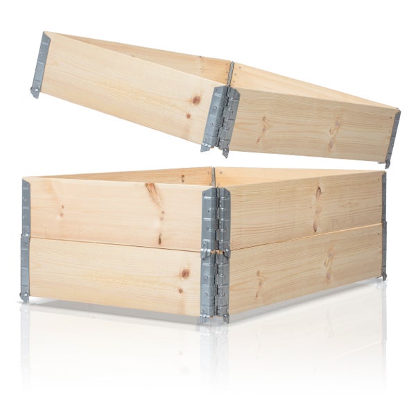 Zwei Holzkästen mit Metallverbindungen für den Gartenbau