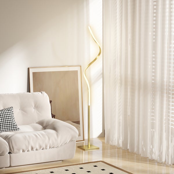 Wohnzimmer mit Sofa, Bild und wellenförmiger Stehlampe