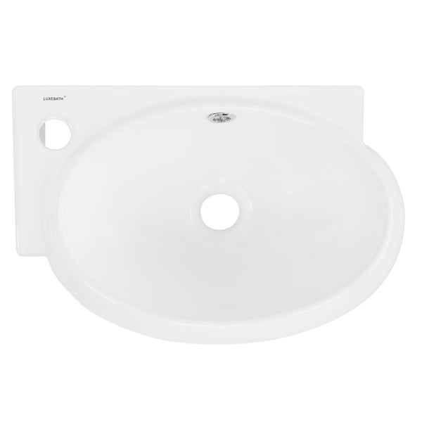 Waschtisch mit Armatur auf einem Waschtischunterschrank mit Spiegel