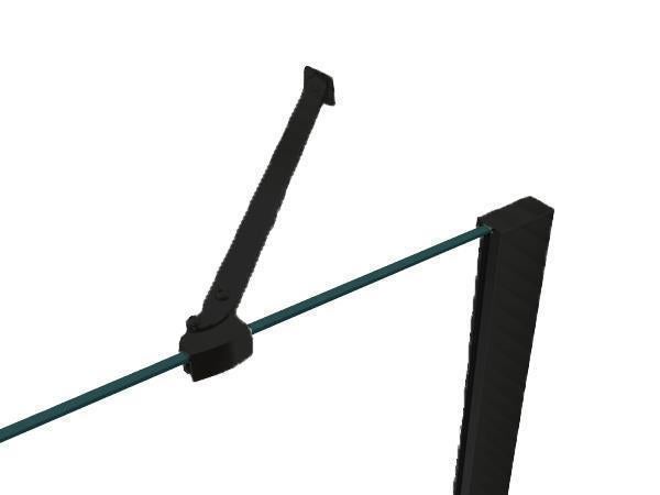 Schwarze Stabilisierungsstange aus Metall für eine Duschwand aus Glas.
