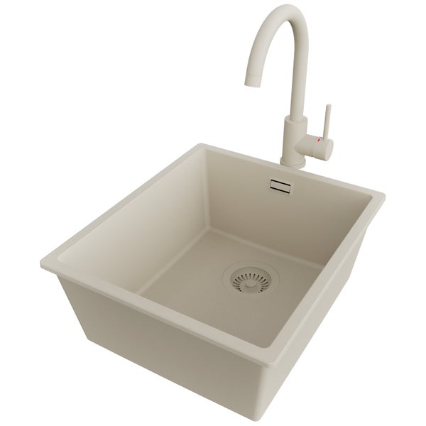 Spüle mit Wasserhahn