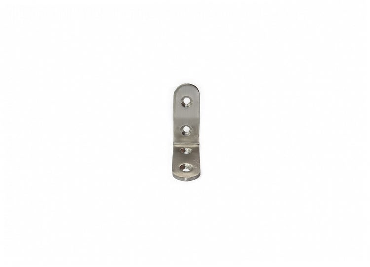 Winkelverbinder aus Metall mit vier Schraublöchern zur Befestigung von Bauteilen.