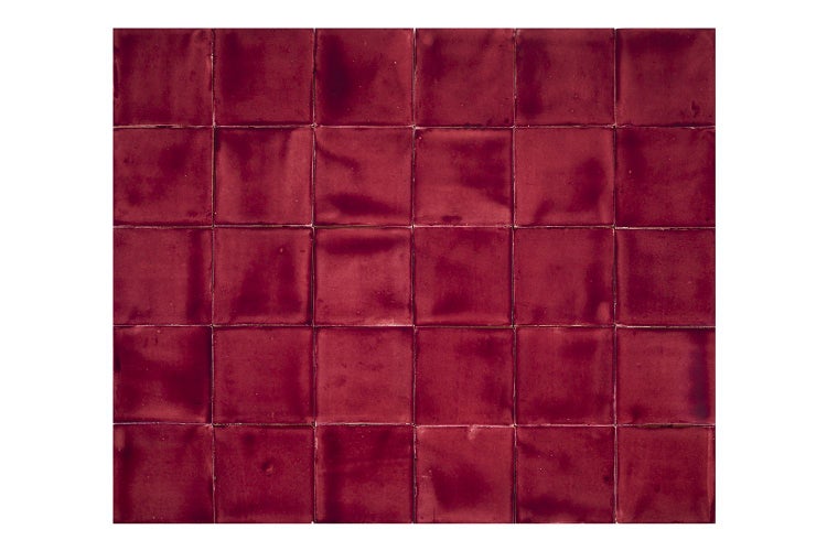 Fliesenanordnung aus Keramik