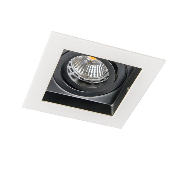 Quadratischer Einbaustrahler mit weißem Rahmen und schwarzem Innenteil.