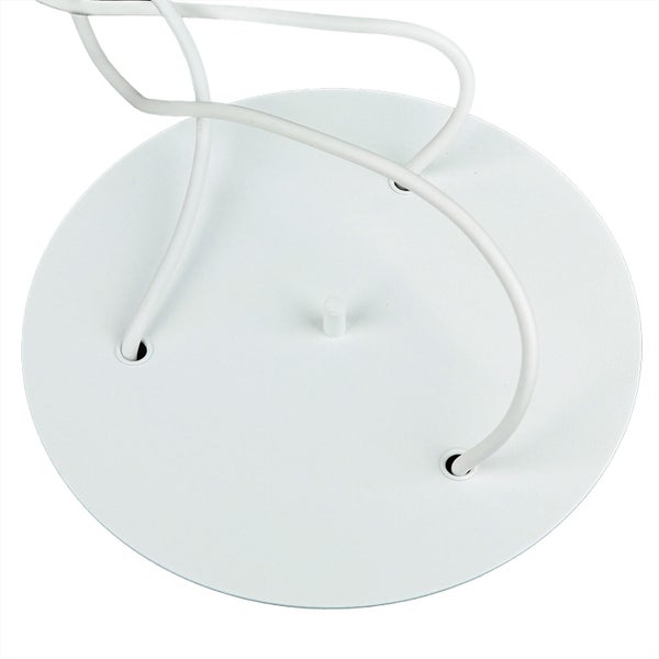 Weiße Deckenhalterung mit Kabel für eine Lampe