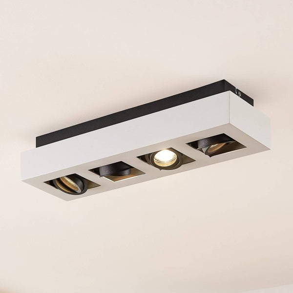 Deckenleuchte mit vier Strahlern