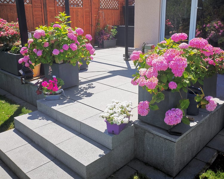 Ondis24 Pflanzkübel Vulkan 40 Pierre hellgrau, Blumentopf, Pflanzgefäß
