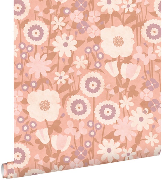 Vliestapete mit floralem Muster aus stilisierten Blüten und Blumen in verschiedenen Formen und Größen.