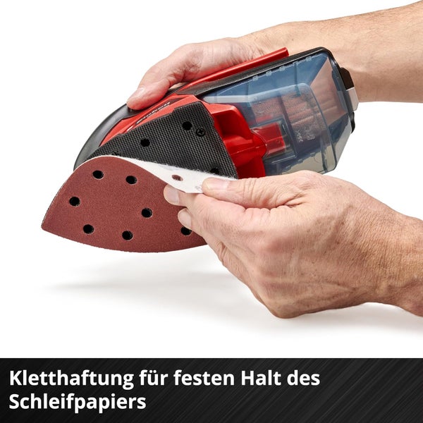 Hände beim Wechseln des Schleifpapiers an einem Dreieckschleifer mit Kletthaftung