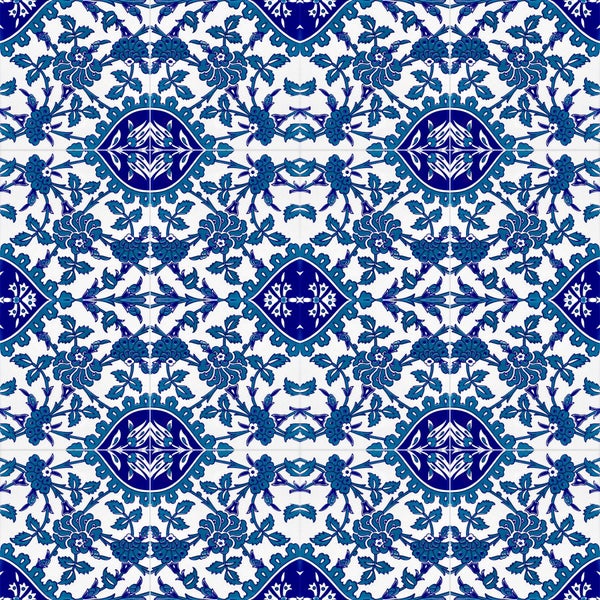 Fliesenmuster mit floralem Dekor für Wand und Boden