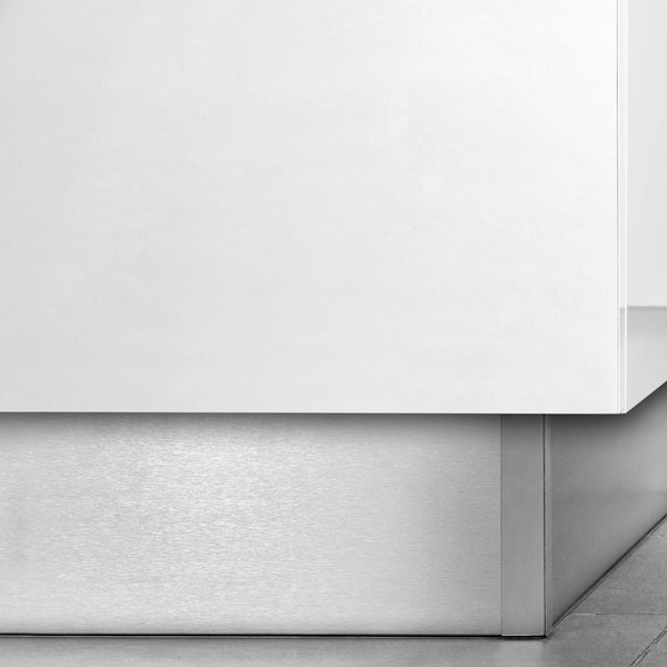 Sockelblende für Küchenunterschrank, Edelstahloptik gebürstet.