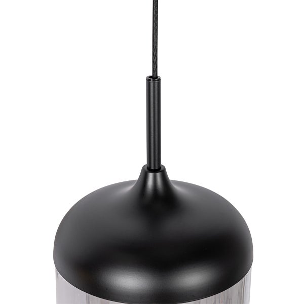 Schwarze Hängelampe