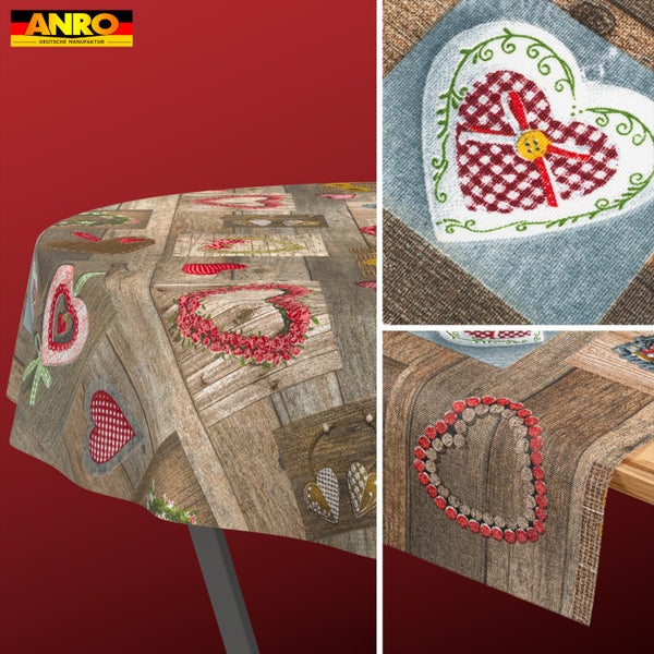 Abwaschbare Tischdecke mit Holzstruktur-Druck und verschiedenen Herz-Motiven. ANRO Logo.