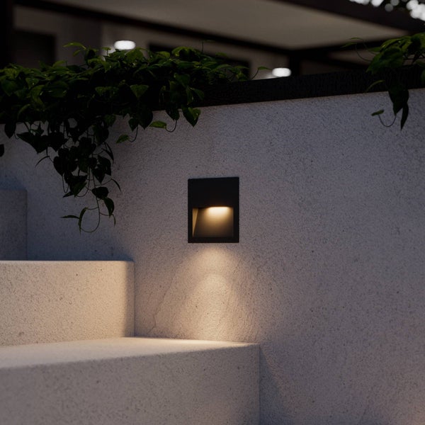Lucande LED Wandleuchte außen Loya (spritzwassergeschützt (Modern) in Schwarz aus Aluminium (1 flammig, ) - Wandeinbauleuchte für Außen Wandlampe Außenwand/Hauswand Haus Terrasse & Balkon