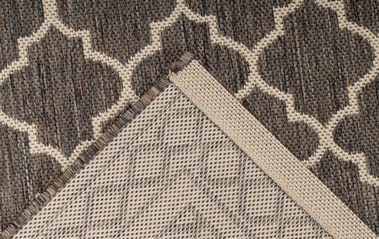 Flachgewebter Teppich mit Trellis-Muster in Braun und Weiß, Detailansicht von Vorderseite und Rückseite.