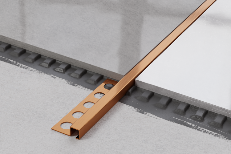 Fliesenprofil aus Metall zur Kantenverlegung