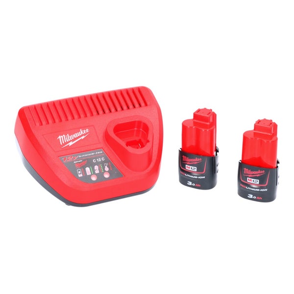 Rotes Milwaukee M12 Energie-Set mit einem 12 Volt Ladegerät C 12 C und zwei 3,0 Amperestunden Red Lithium-Ion Akkus.